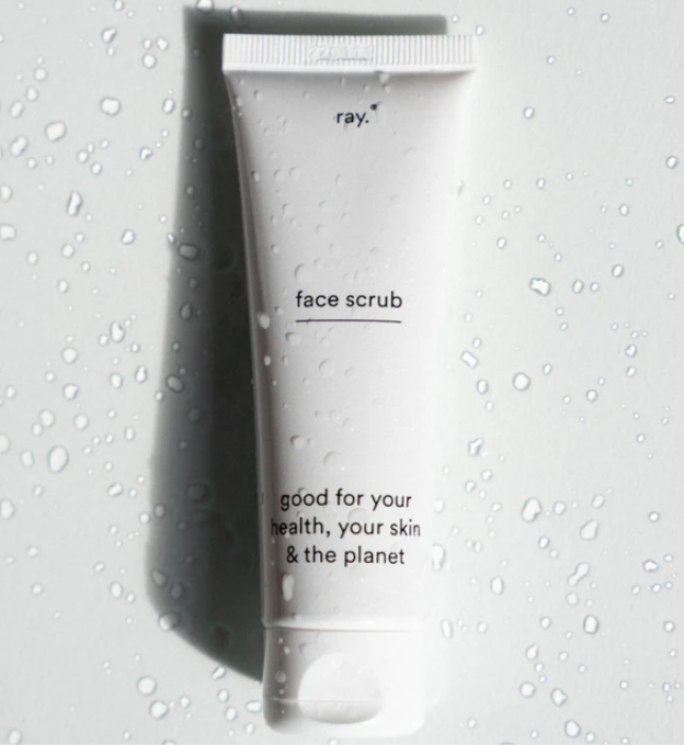 Ray - Face Scrub with water drops background